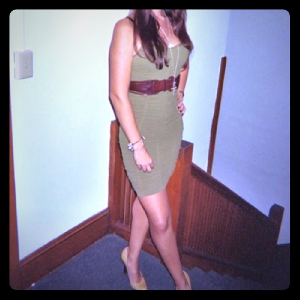 Bcbg stretchy bodycon dress
